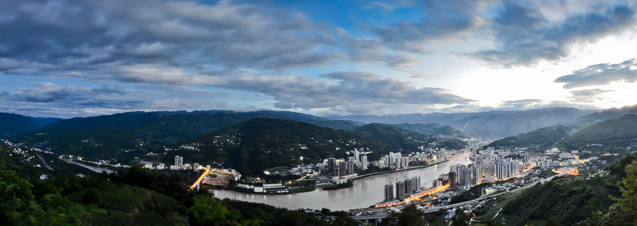 未标题_全景图1-1-2_缩小大小_缩小大小.jpg