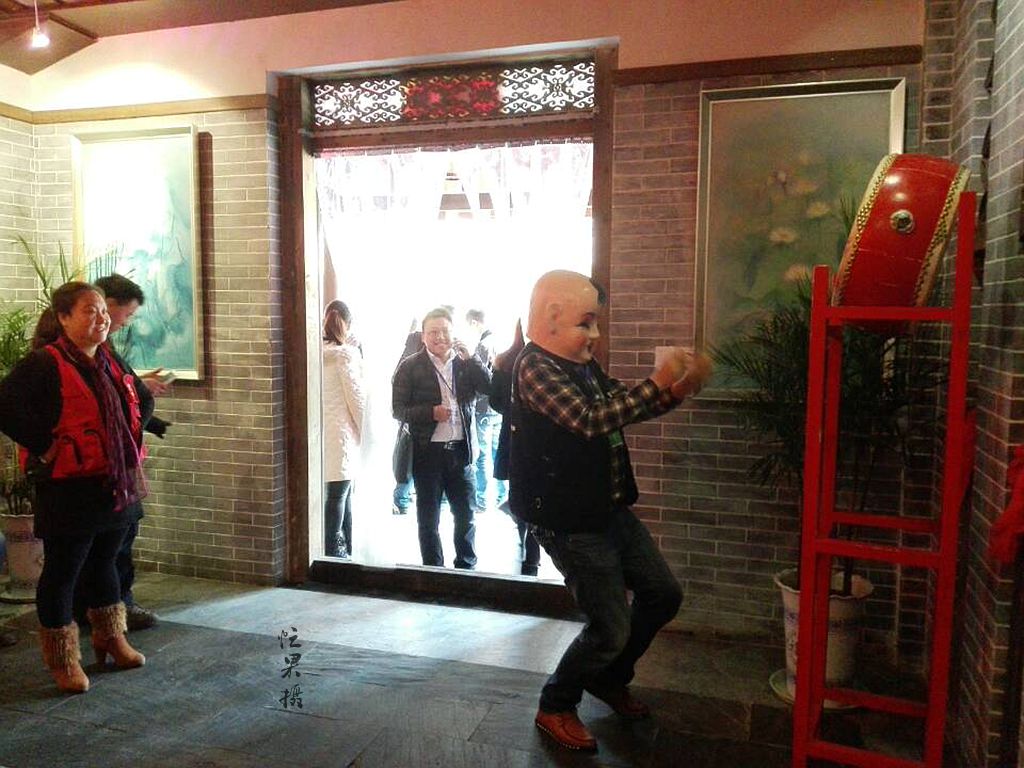28f1fb3d930790ad_副本.jpg