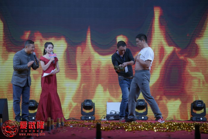 102505gbpau8wpeiq8wwbb.jpg